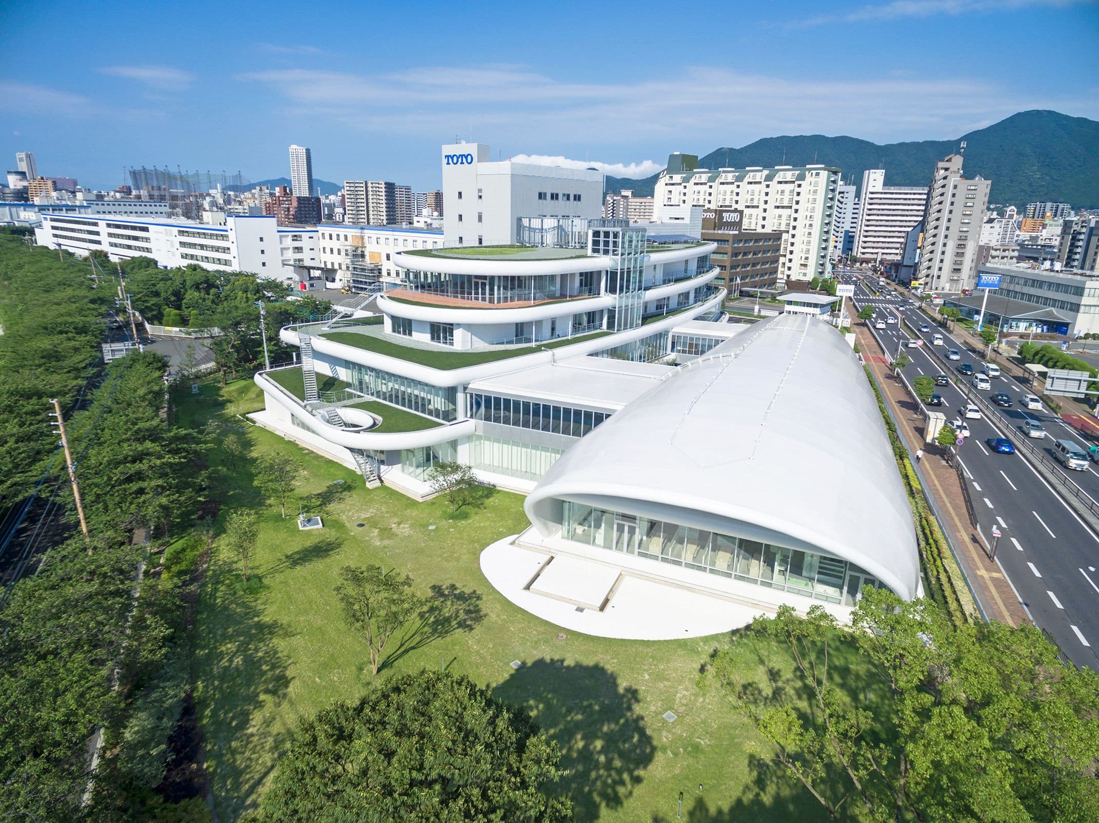 TOTO innovation and future living